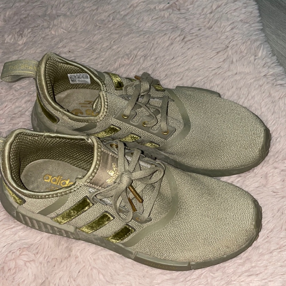Adidas women’s shoes